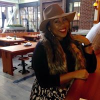 Victoria Doyle Photo 21