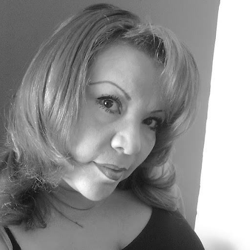 Hilda Aguirre Photo 7