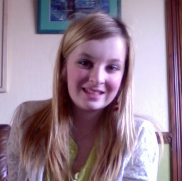 Alice Lewis Photo 19