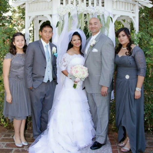 Johnny Rodriguez Photo 31
