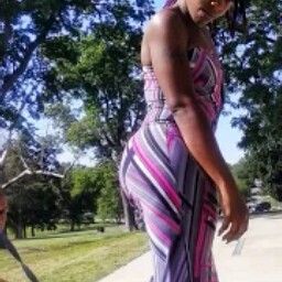 Felicia Jones Photo 45