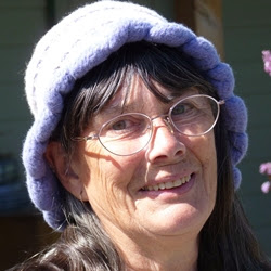Joan Rowe Photo 35