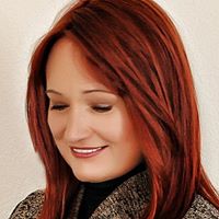 Rachel Rowe Photo 14