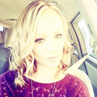 Amber Lentz Photo 22