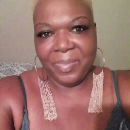 Gloria Richards Photo 39