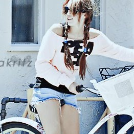 Elizabeth Hatcher Photo 16