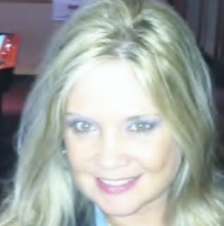 Paula Olson Photo 37