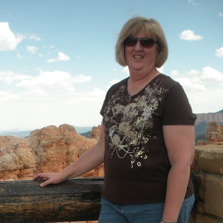 Debbie Earl Photo 31
