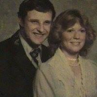 Vickie Hall Photo 24