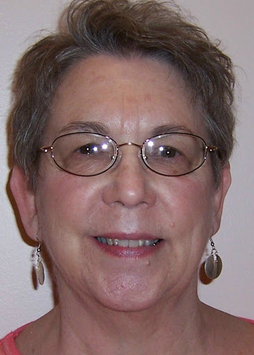 Ellen Fox Photo 16
