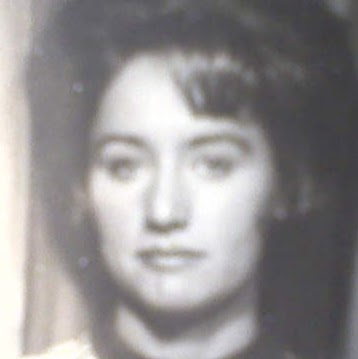 Ruth Spence Photo 23