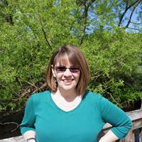 Traci Calvert Photo 12