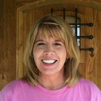 Janet Lynch Photo 26