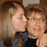 Christine Moser Photo 46