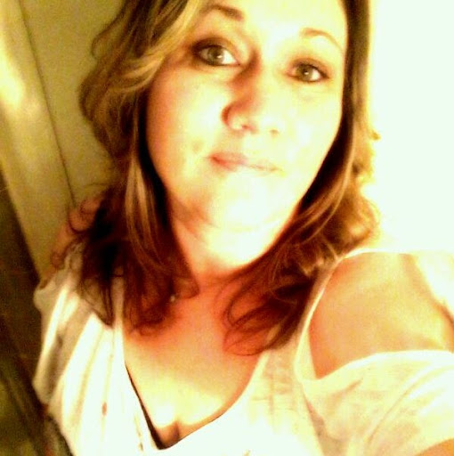 Laurie Watts Photo 16