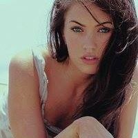 Elizabeth Harker Photo 27