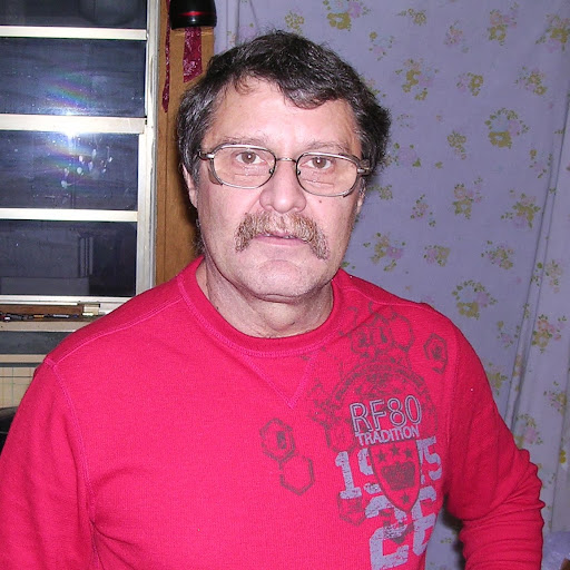 Larry Hackett Photo 30
