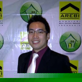 Robert Adrian Photo 13