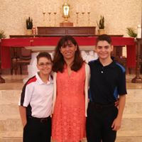Julie Weaver Photo 37