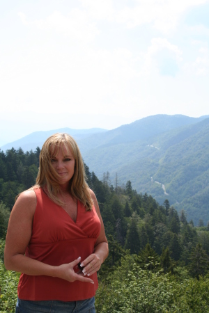 Amy Gooch Photo 31