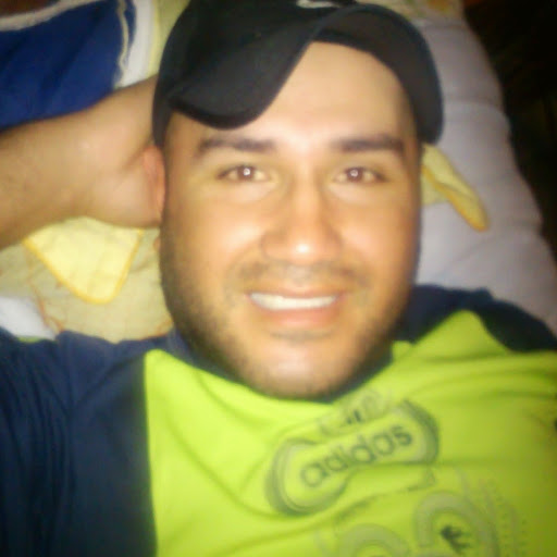 Julio Aviles Photo 42