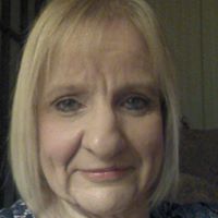 Julie Leake Photo 19