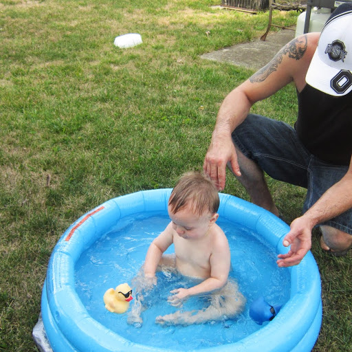 Sharon Tuttle Photo 27