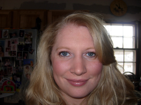 Stephanie Richardson Photo 38