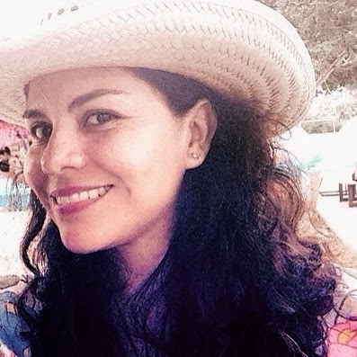 Sandra Valdez Photo 13