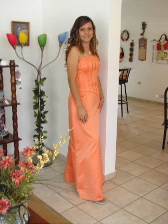 Ruth Cruz Photo 11