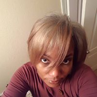 Angela Hull Photo 23