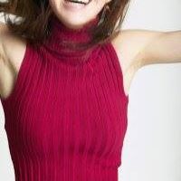 Jennifer Tan Photo 31
