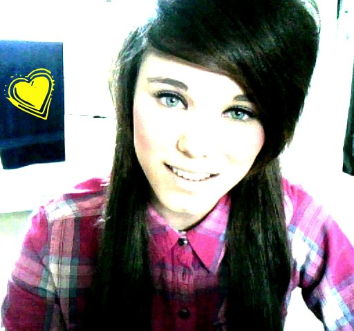 Hollie Wilson Photo 18