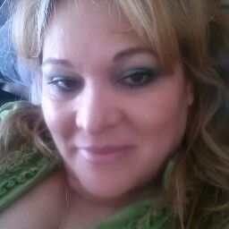 Isabel Chaparro Photo 15