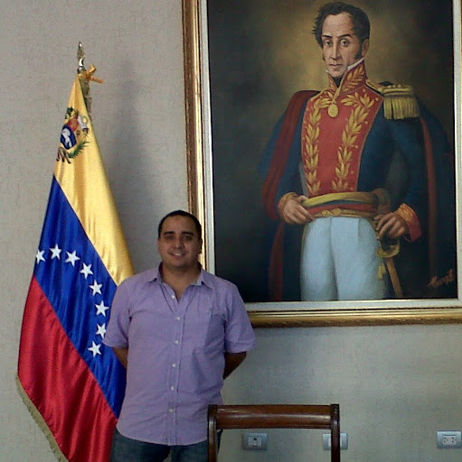 Edward Villalobos Photo 9