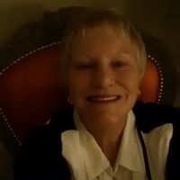 Paula Hurst Photo 16