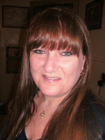 Michelle Dempsey Photo 37