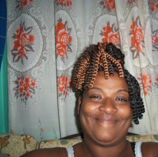 Sandra Porter Photo 17