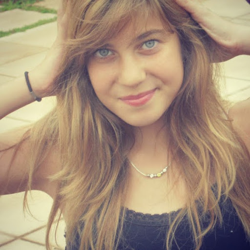 Elena Rodriguez Photo 26