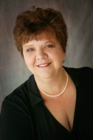 Lori Miller Photo 36
