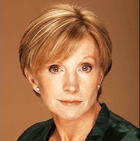 Anne Robinson Photo 40