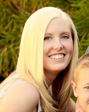 Stephanie Hendrix Photo 40