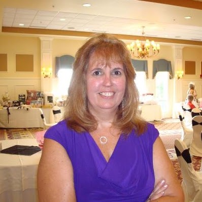 Suzanne English Photo 13
