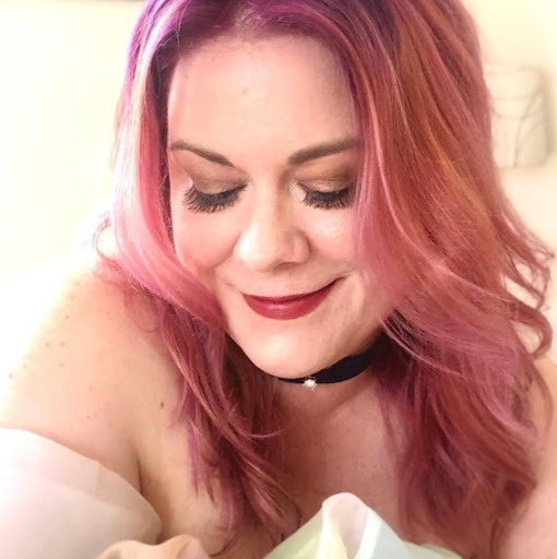 Sarah Edwards Photo 48