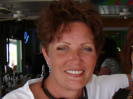 Julie Wells Photo 16
