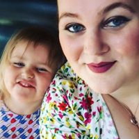 Elizabeth Hendricks Photo 19