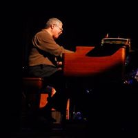 Thomas Roy Photo 34
