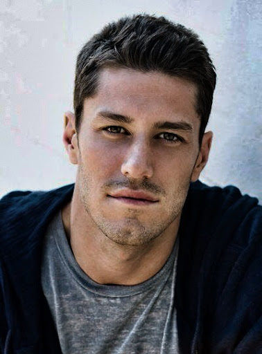 Luke Roderick Photo 9