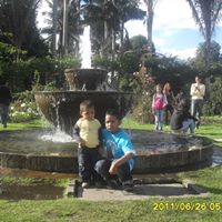 Robert Almanza Photo 14