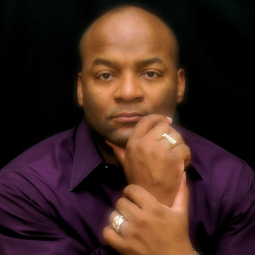 Lloyd Bell Photo 35